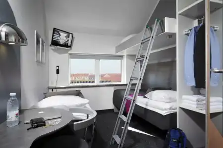 CABINN Express - 18