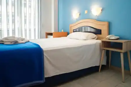 Hôtel Argo - 8