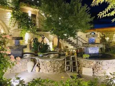 Kayatas Cave Suites - 19