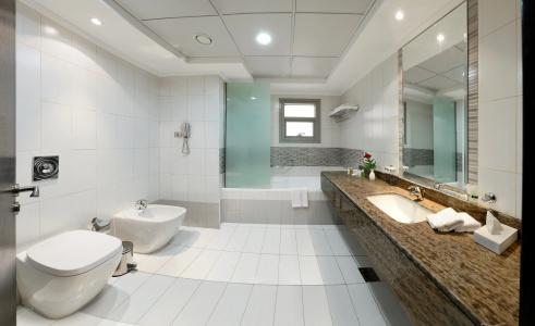Al Majaz Premiere Apartment - 9