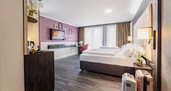 PLAZA Premium - 83