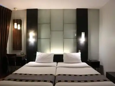 Swana Bangkok - 35