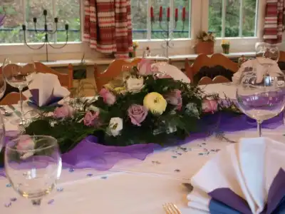 Waldund Restaurants Lemberg - 9