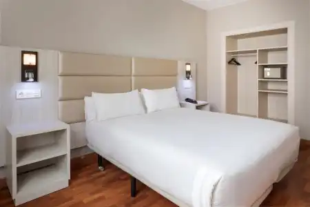 B&B Zaragoza Royal - 23