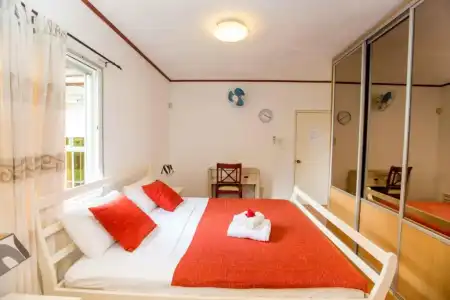 The Orchard Holiday Home - 21