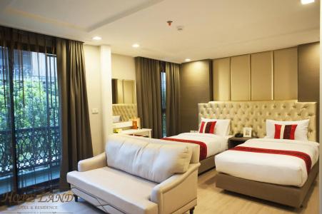 Hope Land Sukhumvit 8 - 50