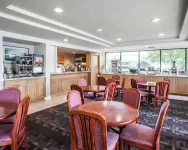 Comfort Inn Bellingham - 27