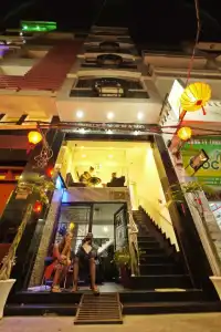Nguyen Khang - 21