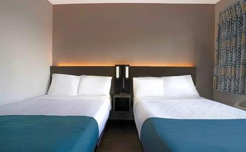 Motel 6 Bakersfield, CA - South - 34