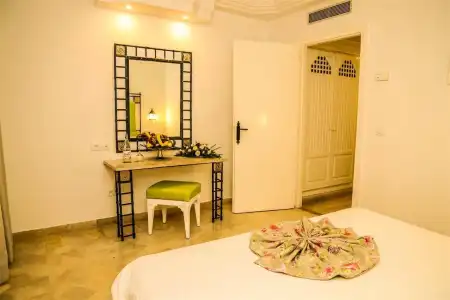 Suites les charmilles & spa - 31