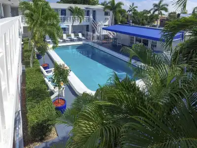 May-Dee Suites - 9