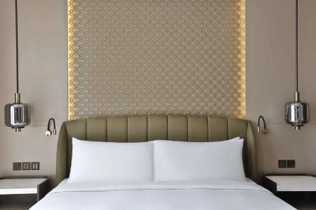 Holiday Inn Dubai Business Bay - 4