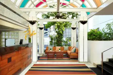 Oasis Waikiki - 1