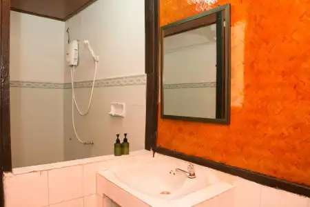 Haadrin Resort - 9