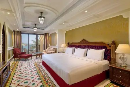DoubleTree by Hilton Resort & Spa Marjan Island - 2