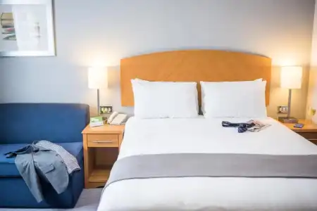 Holiday Inn Manchester West by IHG - 65