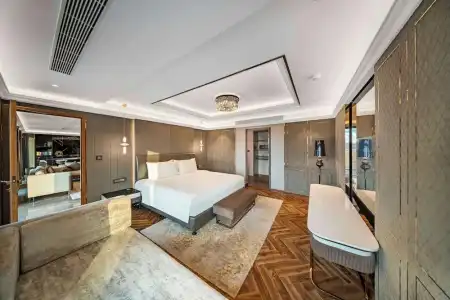 Radisson Blu & Suites GRT Chennai - 198