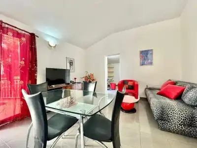 Sun Rose Apartments - 114