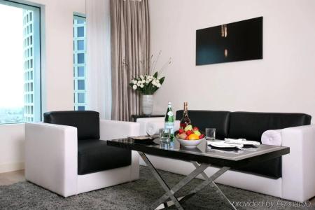 Crowne Plaza Tel Aviv City Center by IHG - 14