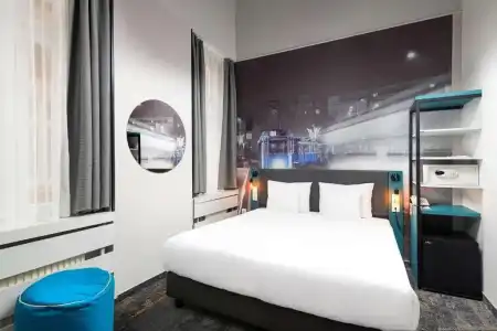 Three Corners Anna - 33