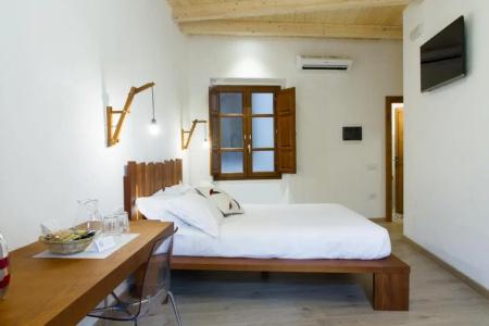 Art Guest House - 17