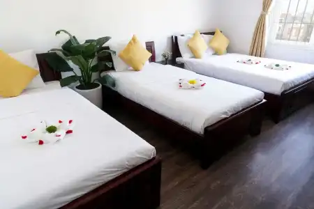 Hue Royal - 21