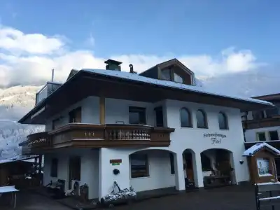 Ferienwohnungen Flörl - 18