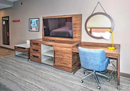 Hampton Inn by Hilton Ottawa - 53