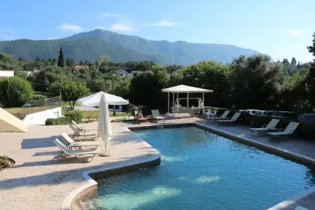 Summer Wine Friendly Resort - 28