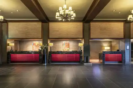 DoubleTree by Hilton Queenstown - 45