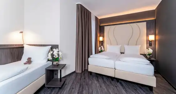 PLAZA Premium ParkNorderstedt - 5