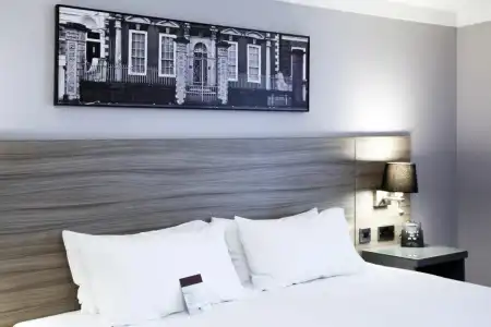 DoubleTree by Hilton Bristol City Centre - 39