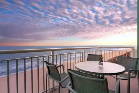 Hilton Ocean City Oceanfront Suites - 81