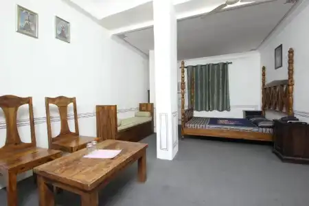 Raghuraj Palace - 38