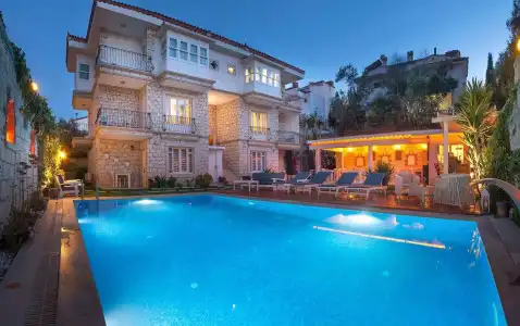 Derin Alaçatı - 15