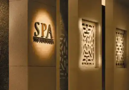 The Peninsula - 11