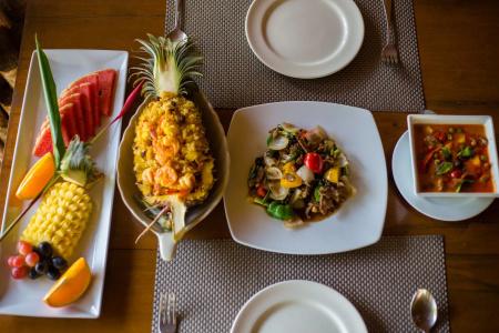 The Tropical Beach Resort - 9