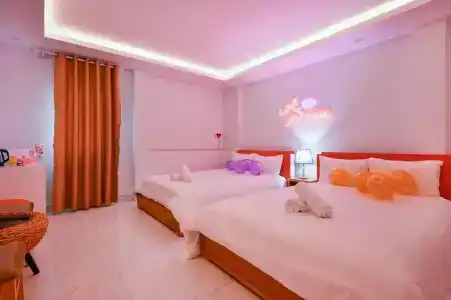 Collection O Joy Inn - Near T3 Terminal - 60