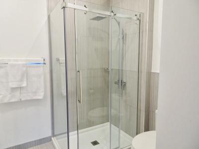Empire Suites - 8