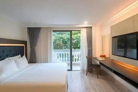 Seven Seas and Apartment - 46