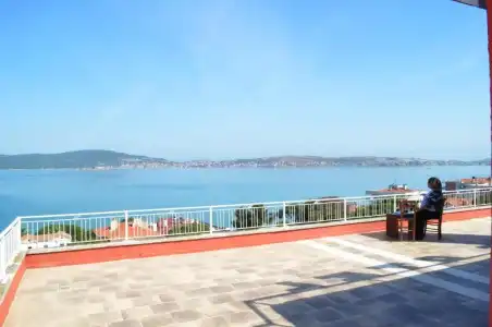 Tunc Otel - 125