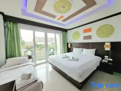 77 Patong & Spa - 62