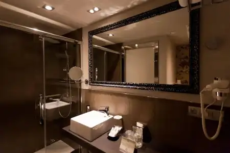Vasanta - 38