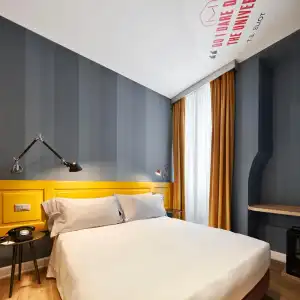 The Modernist - 40