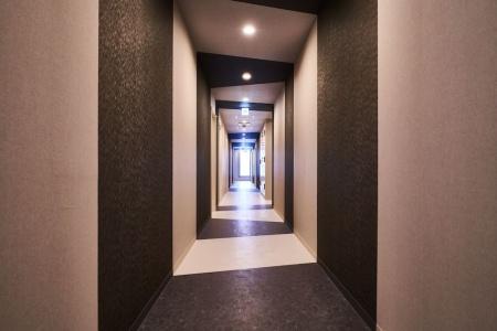 &AND HOSTEL SHINSAIBASHI EAST - 9