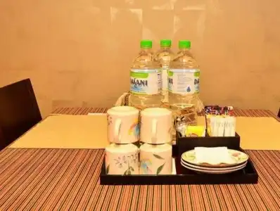 Jetty Suites Apartments - 10
