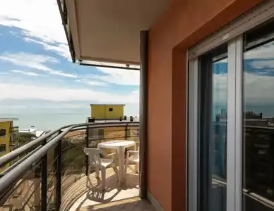 ApartSheila - 23