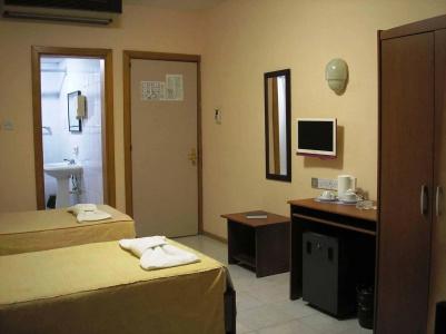 Relax Inn - 5