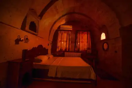 Vineyard Cave - 6