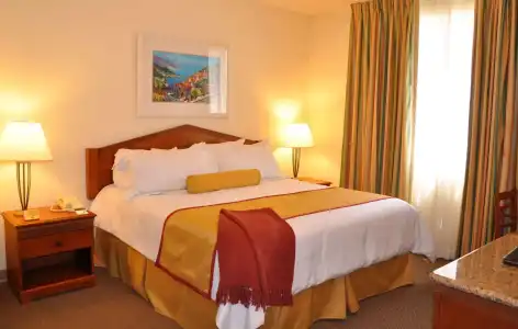 Club De Soleil All-Suite Resort - 5